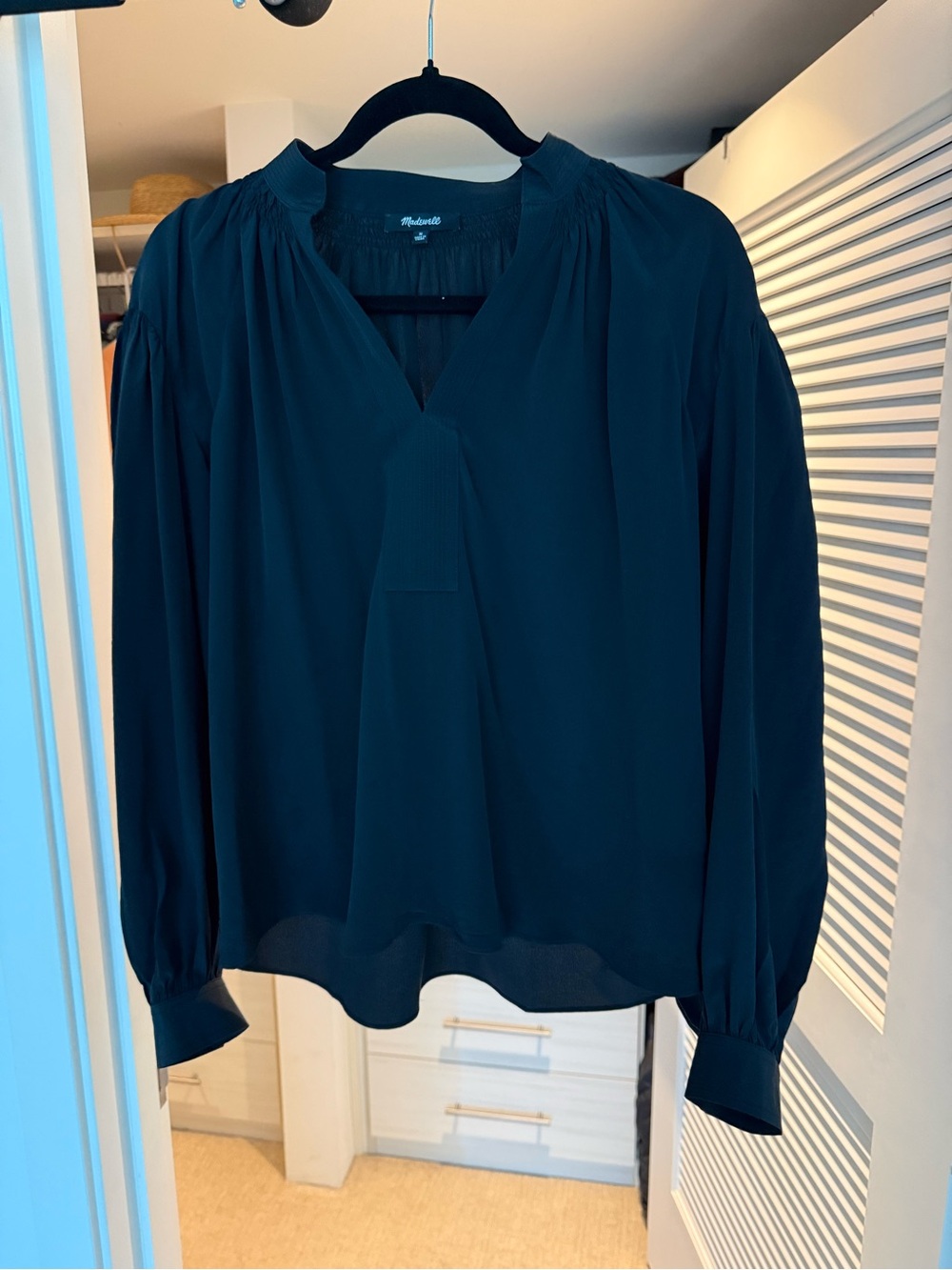 Madewell Shirred 100% Silk Long Sleeve in Black Sz M